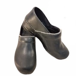 Dansko women's professional clog blk